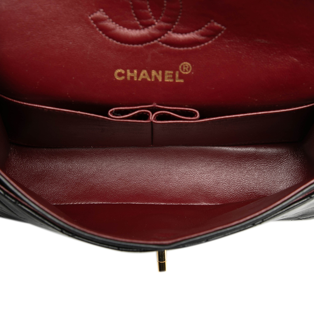 Pre-Loved Chanel Small Classic Lambskin Double Flap - Picture 4 of 7